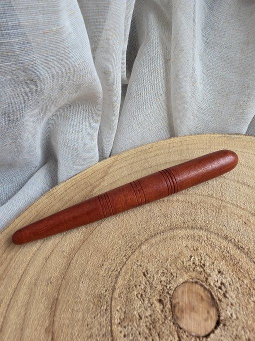 Bâton de massage en bois