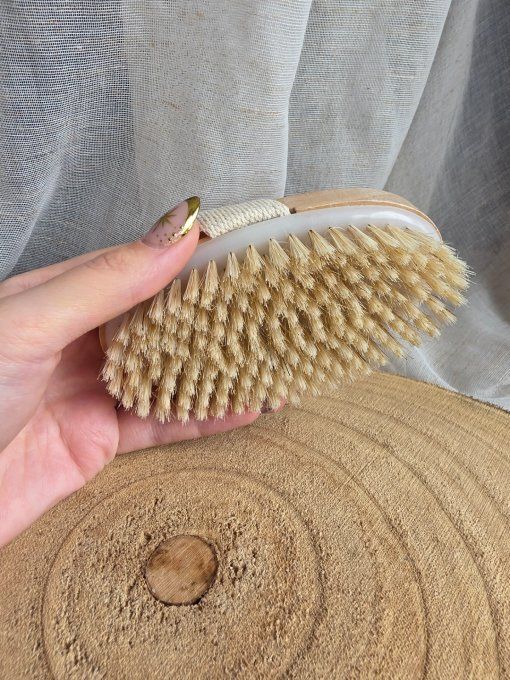 Brosse de massage à sec